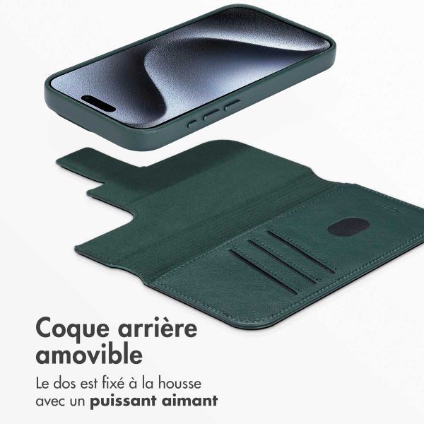 Accezz Étui de télephone portefeuille en cuir 2-en-1 avec MagSafe Apple iPhone 15 Pro - Cedar Green