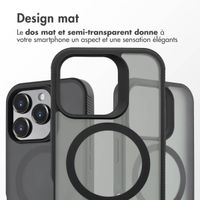 Accezz Coque Givrée Robuste avec MagSafe iPhone 16 Pro - Noir