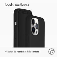 Accezz Coque Liquid Silicone avec MagSafe Apple iPhone 13 Pro - Noir