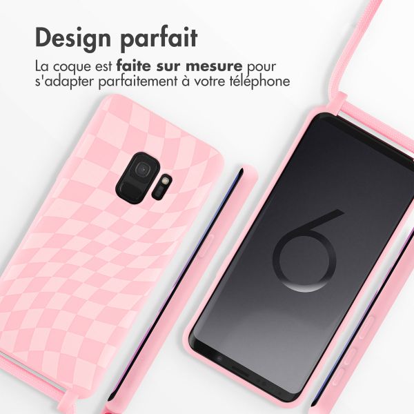 imoshion Coque design en silicone avec cordon Samsung Galaxy S9 - Retro Pink