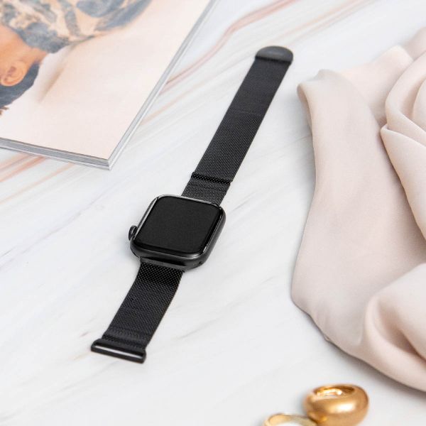 imoshion Bracelet magnétique milanais Apple Watch Series 1 - 9 / SE (38/40/41 mm) | Series 10 / 11 (42 mm) - Taille S - Noir