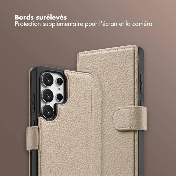 Selencia Étui Riva avec MagSafe et cordon de téléphone Samsung Galaxy S25 Ultra - Beige