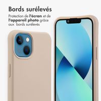 imoshion Coque arrière Color avec cordon amovible et MagSafe Apple iPhone 13 - Nude