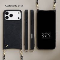 Selencia Coque de télephone Nova avec cordon et porte-cartes Apple iPhone 17 Pro Max - Noir
