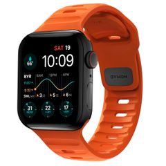 Nomad Bracelet Sport FKM Apple Watch Series 1 t/m 9 / SE (38/40/41 mm) | Series 10 / 11 (42 mm) - Ultra Orange