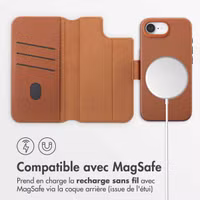 Accezz Étui de télephone portefeuille en cuir 2-en-1 avec MagSafe Apple iPhone 16e - Sienna Brown