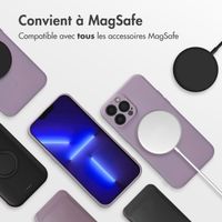 imoshion Coque Couleur avec MagSafe iPhone 13 Pro Max - Violet