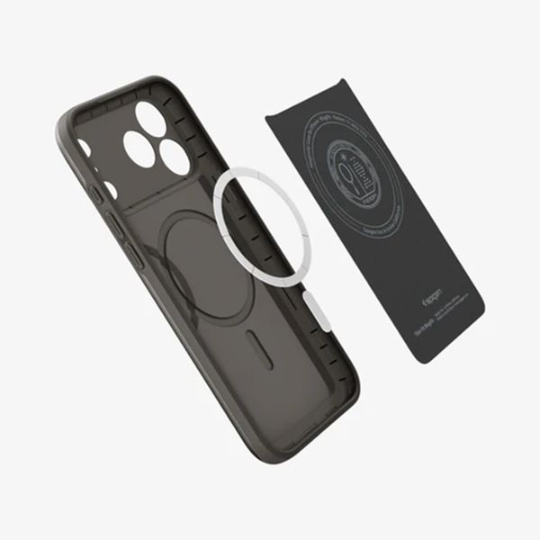Spigen Coque Thin Fit avec MagSafe Apple iPhone 17 Pro Max - Gunmetal