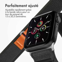 imoshion Bracelet Trail en nylon Apple Watch Series 1 t/m 9 / SE (38/40/41 mm) | Series 10 / 11 (42 mm) - Pure Black