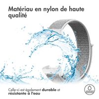imoshion Bracelet en nylon Fitbit Charge 3 / 4 - Gris clair