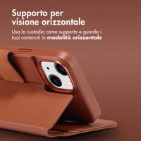 Accezz Étui de télephone portefeuille en cuir 2-en-1 avec MagSafe Apple iPhone 14 - Sienna Brown