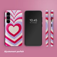 Selencia Coque arrière Vivid Tough Samsung Galaxy S24 - Double Hearts Rubine Red Lilac