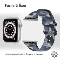 imoshion Bracelet en nylon Apple Watch Series 1-9 / SE - 38/40/41 mm / Series 10 - 42 mm - Gris Camouflage