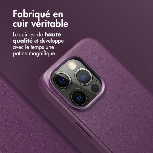 Accezz Étui de télephone portefeuille en cuir 2-en-1 avec MagSafe Apple iPhone 15 Pro - Heath Purple