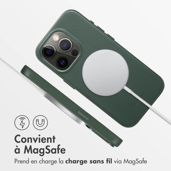 Accezz Coque arrière en cuir avec MagSafe Apple iPhone 15 Pro - Cedar Green