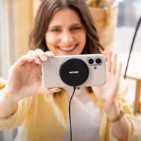 Accezz Coque Liquid Silicone avec MagSafe Apple iPhone 15 - Stone