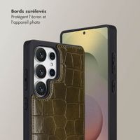 Selencia Coque de télephone Nova Croco avec cordon et porte-cartes Samsung Galaxy S25 Ultra - Dark Olive