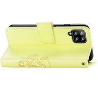 Etui de téléphone Fleurs de Trèfle Galaxy A42 - Jaune