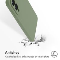 Accezz Coque Liquid Silicone avec MagSafe Samsung Galaxy S25 Edge - Cooper Green