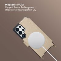 Selencia Étui Riva avec MagSafe et cordon de téléphone Samsung Galaxy S25 Ultra - Beige