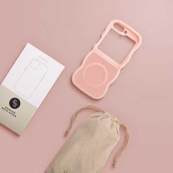 Selencia Coque arrière Wavy avec MagSafe Samsung Galaxy Z Flip 6 - Soft Pink