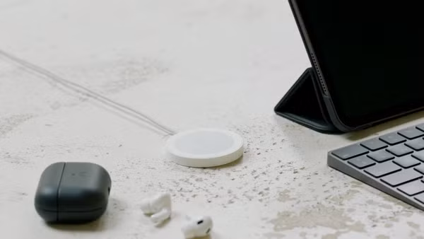 Decoded Coque en silicone MagSafe Apple iPhone 16 Plus - Air Blue