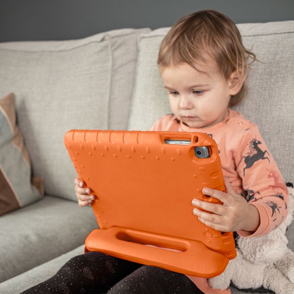 imoshion Coque kidsproof avec poignée iPad 9 (2021) 10.2 pouces / iPad 8 (2020) 10.2 pouces / iPad 7 (2019) 10.2 pouces 