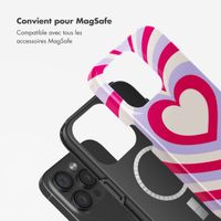 Selencia Coque arrière Vivid avec MagSafe Apple iPhone 15 Pro - Double Hearts Rubine Red Lilac