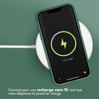 Accezz Coque Liquid Silicone Apple iPhone 11 - Vert foncé