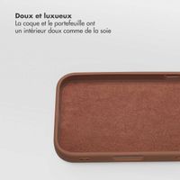 Selencia Étui portefeuille amovible Olyn avec MagSafe Apple iPhone 17 Pro - Marron