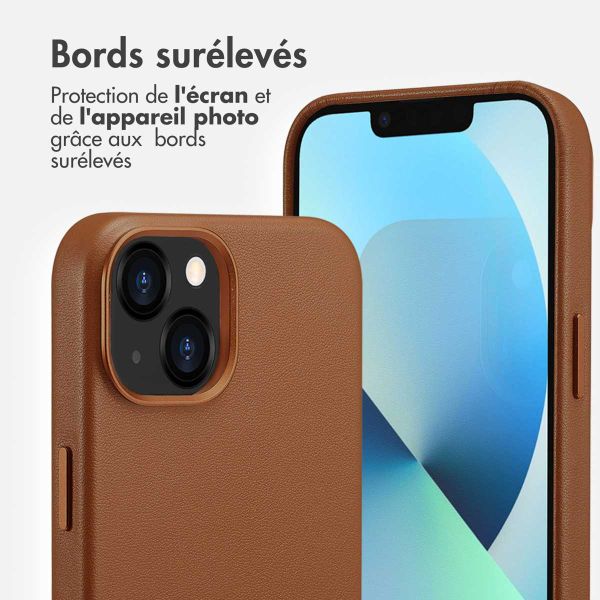 Accezz Coque arrière en cuir avec MagSafe Apple iPhone 13 - Sienna Brown