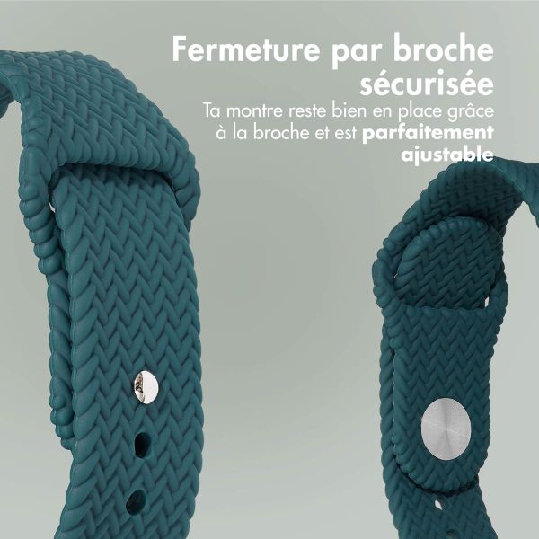 imoshion Bracelet en silicone tressé Apple Watch Series 1 à 9 / SE (38/40/41 mm) | Series 10 (42 mm) - Vert foncé