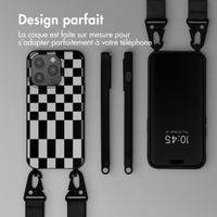 Selencia Coque design en silicone avec cordon amovible Apple iPhone 15 Pro - Irregular Check Black