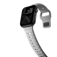 Nomad Bracelet Sport FKM Apple Watch Series 1 t/m 11 / SE / Ultra (44/45/46/49 mm) - Lunar Gray