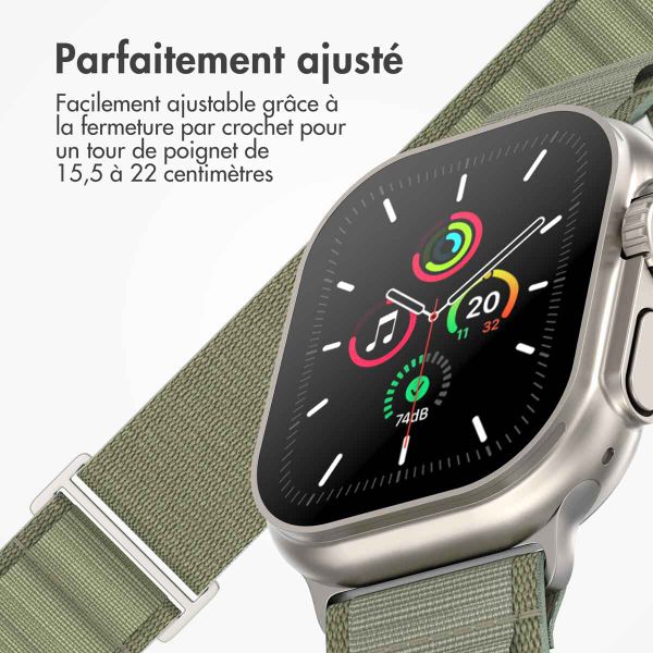 imoshion Bracelet en nylon Alpine Apple Watch Series 1 t/m 9 / SE (38/40/41 mm) | Series 10 / 11 (42 mm) - Olive Green