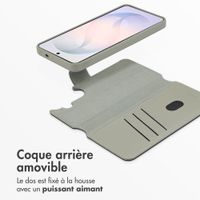 Accezz Étui de télephone portefeuille en cuir 2-en-1 avec MagSafe Samsung Galaxy S26 - Light Grey