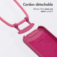 imoshion Coque arrière Color avec cordon amovible et MagSafe Apple iPhone 15 - Raspberry