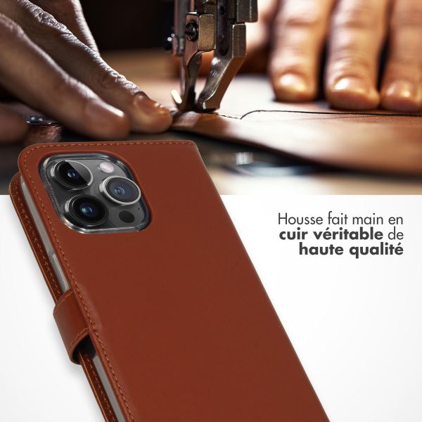 Selencia Étui portefeuille en cuir véritable Apple iPhone 15 Pro Max - Marron clair