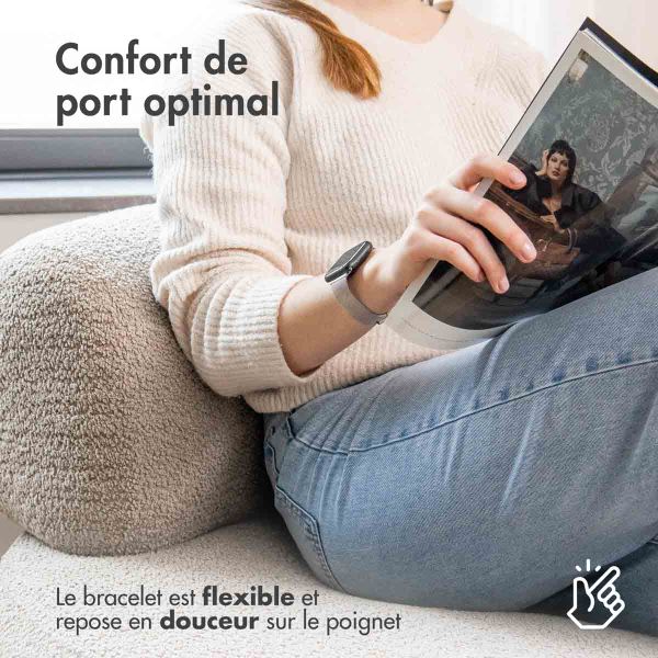 imoshion Bracelet pliant Milanese Apple Watch Series 1 t/m 9 / SE (38/40/41 mm) | Series 10 / 11 (42 mm) - Argent