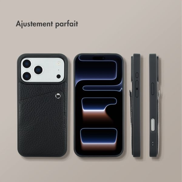 Selencia Coque Riva avec porte-cartes Apple iPhone 17 Pro - Noir