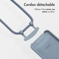 imoshion Coque arrière Color avec cordon amovible et MagSafe Apple iPhone 16e - Ash Blue