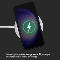 Accezz Coque Liquid Silicone Samsung Galaxy S23 Plus - Noir