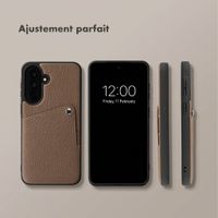 Selencia Coque Riva avec porte-cartes Samsung Galaxy A37 (5G) - Mocha Brown