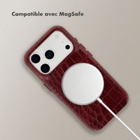 Selencia Coque arrière Croco avec MagSafe Apple iPhone 17 Pro - Burgundy