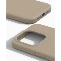iDeal of Sweden Coque Silicone Apple iPhone 15 Pro - Beige