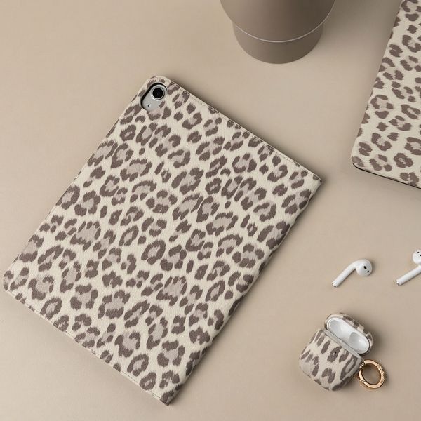Selencia Coque tablette Sabi avec imprimé léopard Samsung Galaxy Tab S11 - Soft Ivory