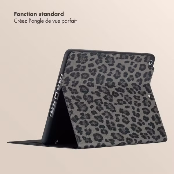 Selencia Coque tablette Sabi avec imprimé léopard Apple iPad 9 (2021) 10.2 pouces / iPad 8 (2020) 10.2 pouces / iPad 7 (2019) 10.2 pouces - Midnight Black