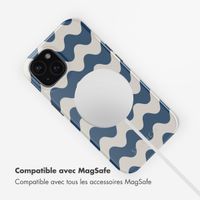 Selencia Coque arrière Vivid Tough avec MagSafe iPhone 15 - Wave Vibes Classic Blue