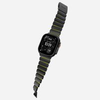 Nomad Bracelet Stratos Apple Watch Series 1 - 11 / SE / Ultra (44/45/46/49 mm) - Volt / Black Titanium