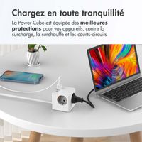 Accezz PowerCube Strip | 6-en-1 - 1x USB-C + 2x USB-A + 3x prise - 4000 watts - Blanc